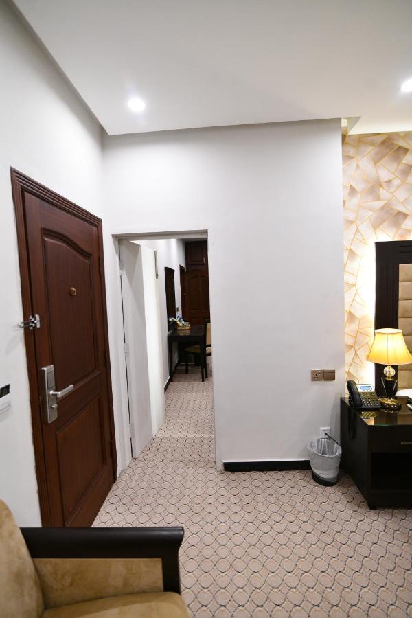 איסלמאבד Royal Regency Hotel מראה חיצוני תמונה