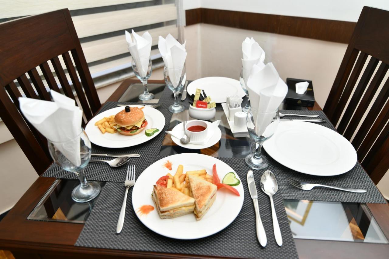 איסלמאבד Royal Regency Hotel מראה חיצוני תמונה
